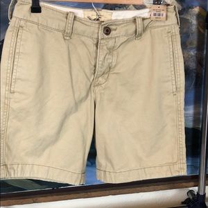NWT Hollister dudes khaki shorts size 28